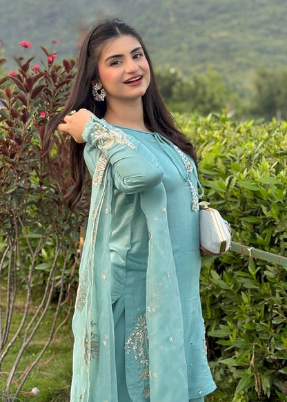 Dewdrop Farshi