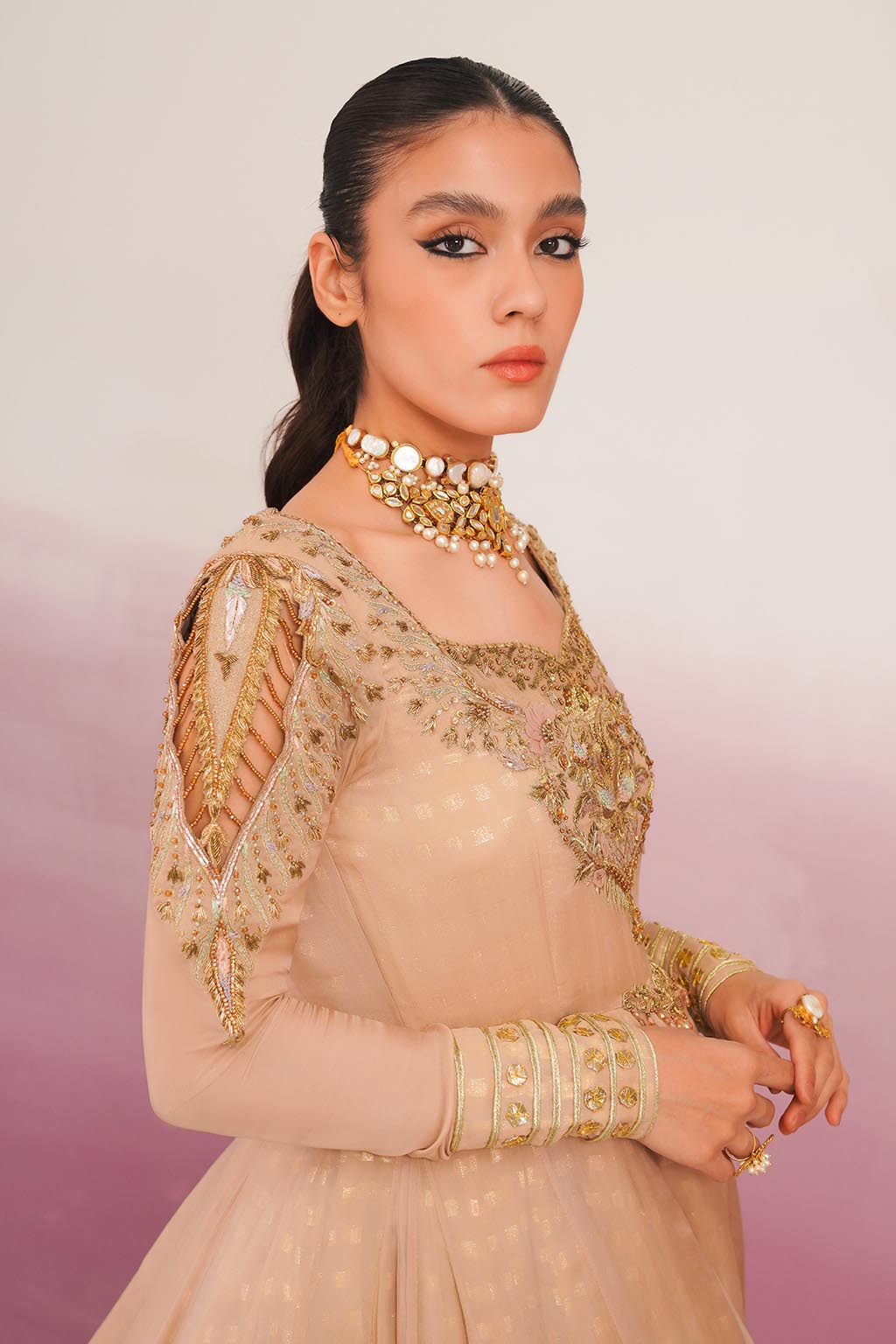 Sunehri β A Touch of Golden Elegance and Charm β Jamnii Official