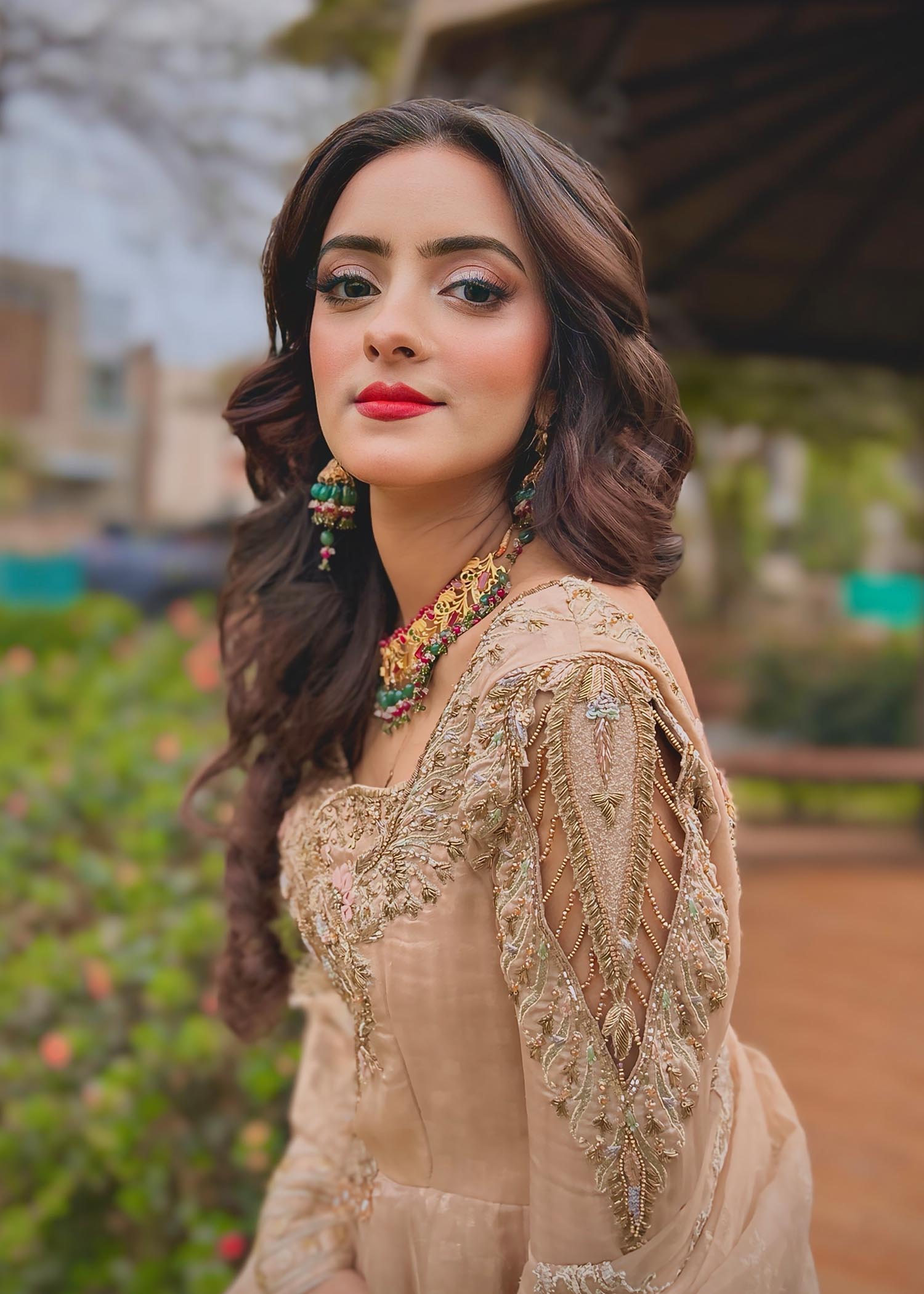 Sunehri β A Touch of Golden Elegance and Charm β Jamnii Official